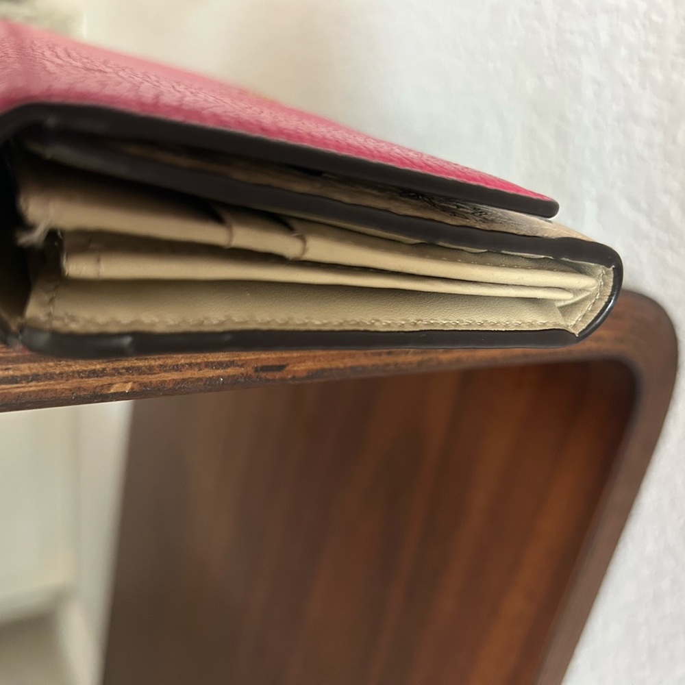 MCM Vibrant Pink and Cream Wallet - Picture 4 of 7